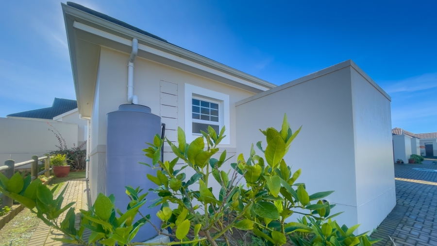 2 Bedroom Property for Sale in Heiderand Western Cape